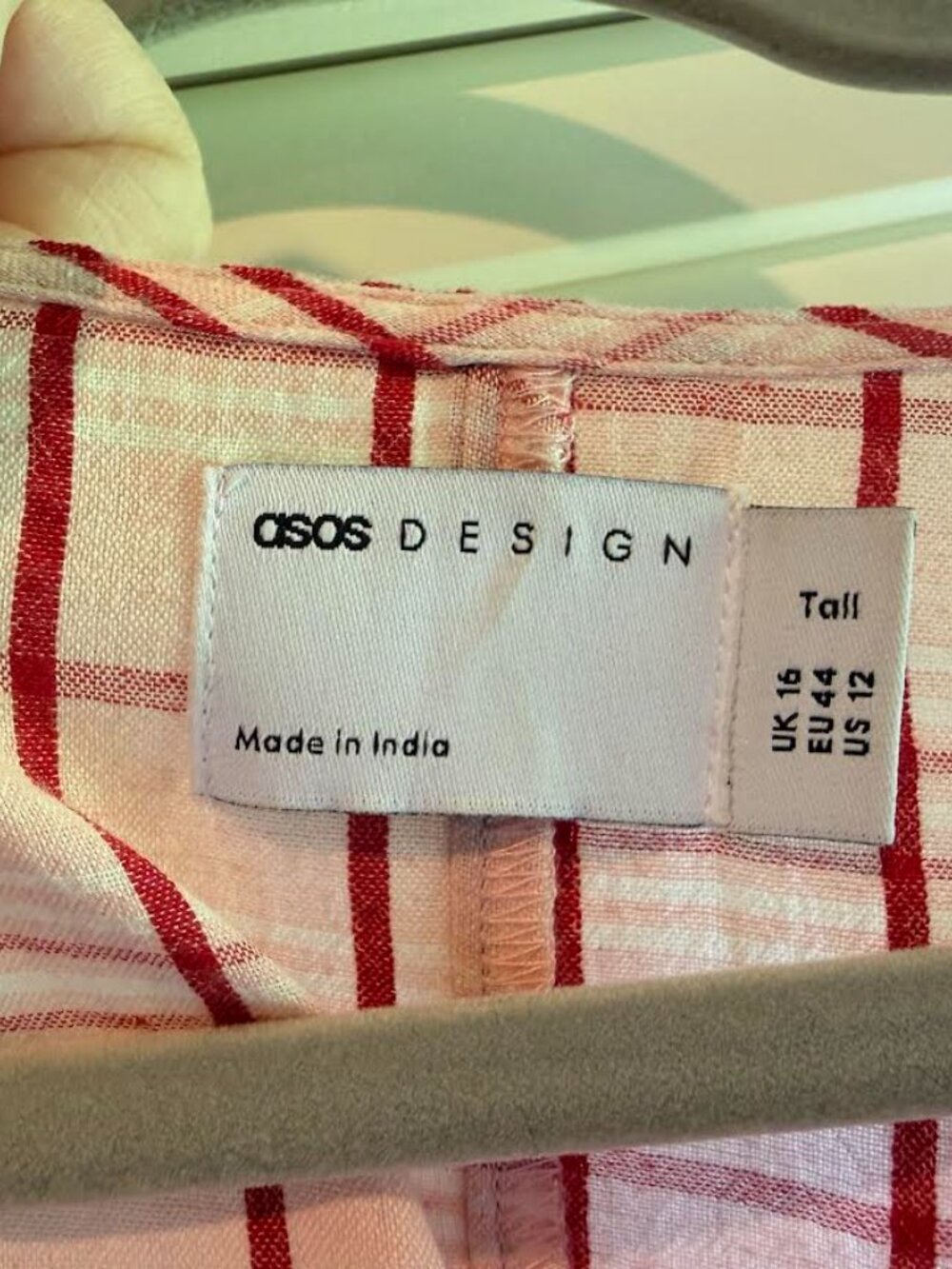 ASOS DESIGN Tall Cotton v-neck midi smock dress in pink check - Picture 8 of 8